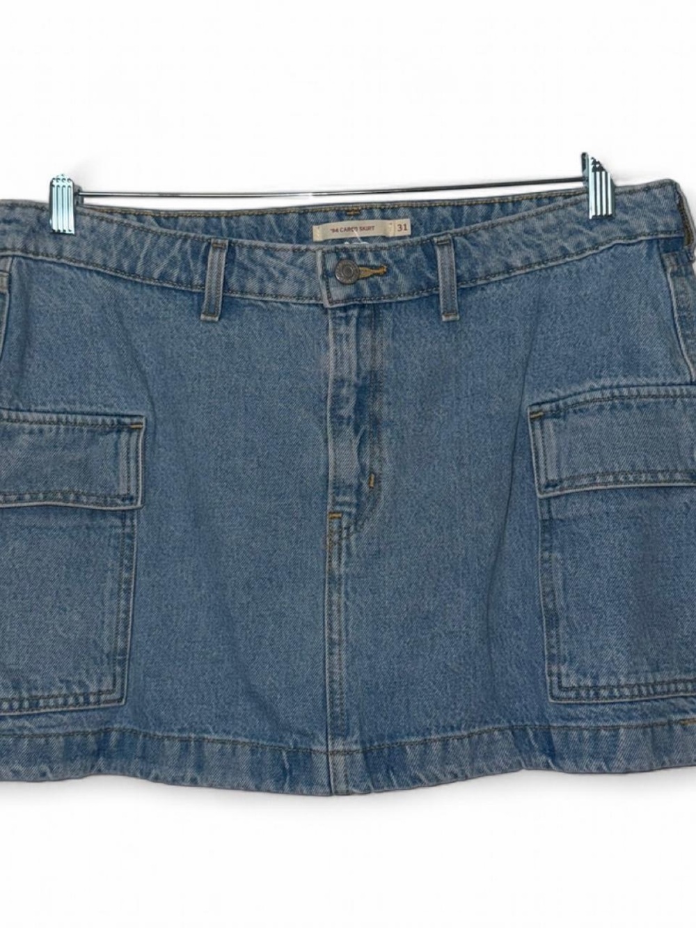 Levi’s Y2K ‘94 cargo denim jean skirt size 31